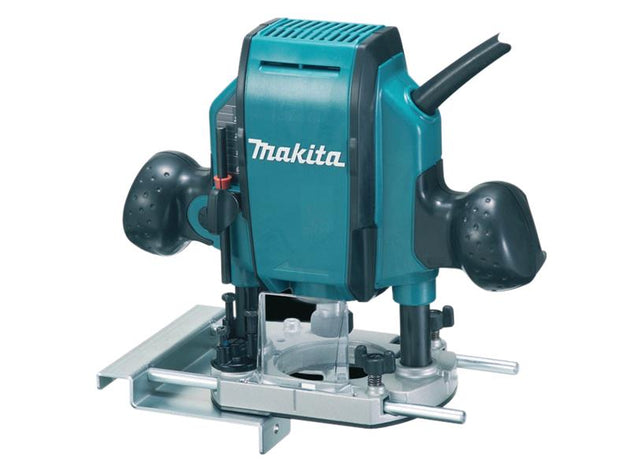 MAKRP0900X - RP0900X 1/4in & 3/8in Plunge Router 900W 240V