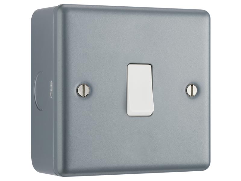 MSTMC512 - Metal Clad 1-Gang 2-Way Light Switch