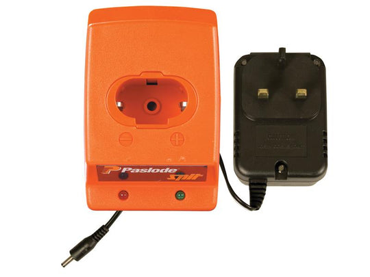 PAS900200 - 900200 Battery Charger with AC / DC Adaptor
